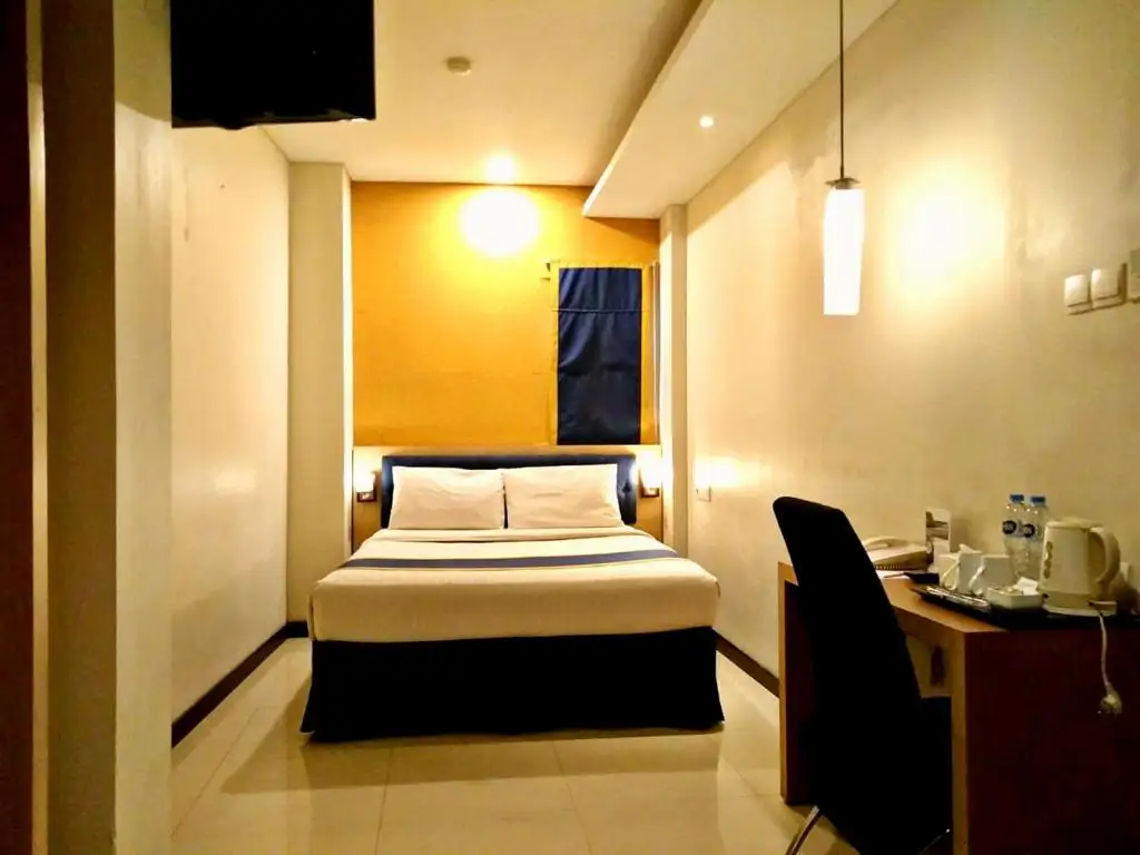 Standard Room dBest Hotel Bandung